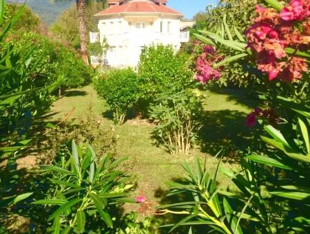 Ein Sechs - Schlafzimmer-Villa In Dalyan Gurpinar Edelstein-Villa .