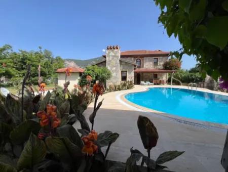 Villa Zum Verkauf In Dalyan