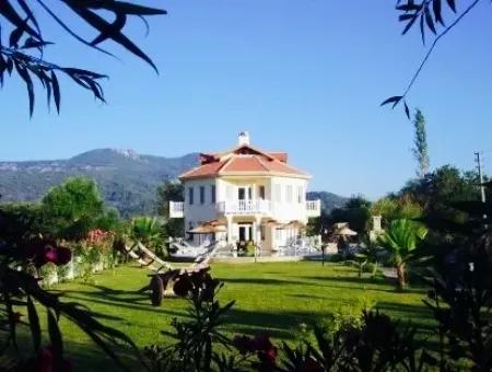 Gemstone Villa - Six Bedroom Villa In Gülpınar Dalyan