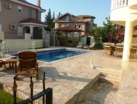 Dalyan Kral Mezarları Manzaralı Satılık Villa