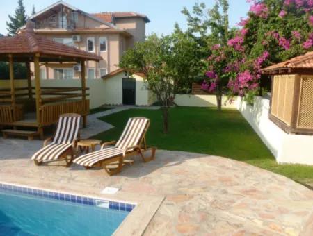 Dalyan Kral Mezarları Manzaralı Satılık Villa